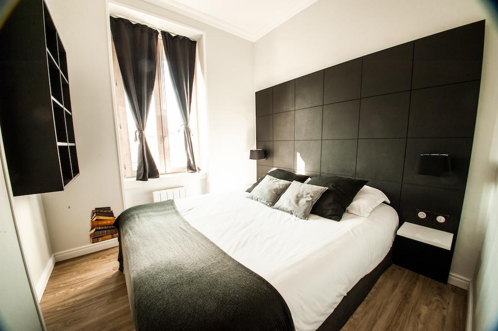 Les Charmettes - Lyon 6Ieme Apartamento Quarto foto